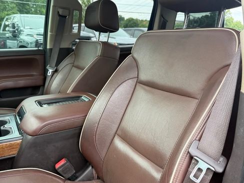 Used 2019 Chevrolet Silverado 2500 High Country w/ Duramax Plus Package AWD/4WD image 14