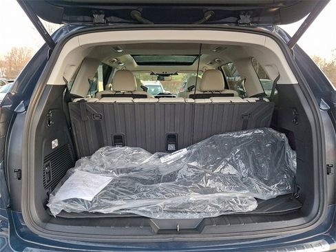 Certified 2024 Subaru Ascent Limited w/ Technology Package image 30