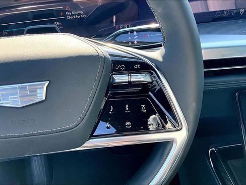 Certified 2026 Cadillac Escalade IQL Luxury AWD/4WD image 12