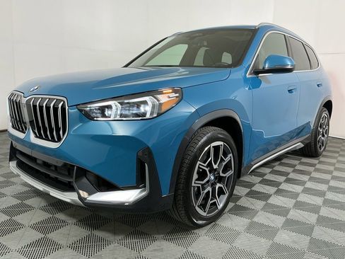 Certified 2025 BMW X1 xDrive28i w/ Convenience Package image 2