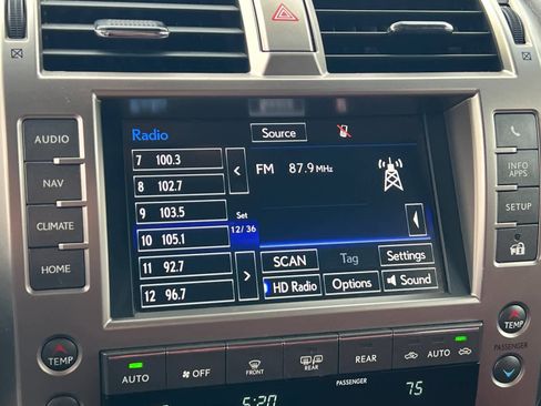 Used 2021 Lexus GX 460 Premium image 19