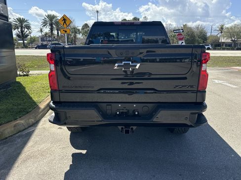 New 2026 Chevrolet Silverado 1500 ZR2 w/ LPO, Dark Essentials Package image 7