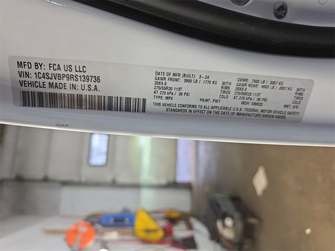 Used 2024 Jeep Wagoneer Series II image 39