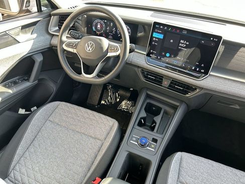 New 2026 Volkswagen Tiguan S FWD image 10