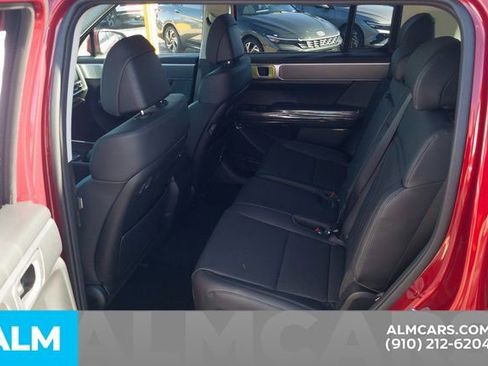 Used 2025 Hyundai Santa Fe SEL image 16