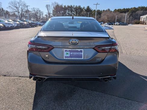 Used 2022 Toyota Camry XSE image 4