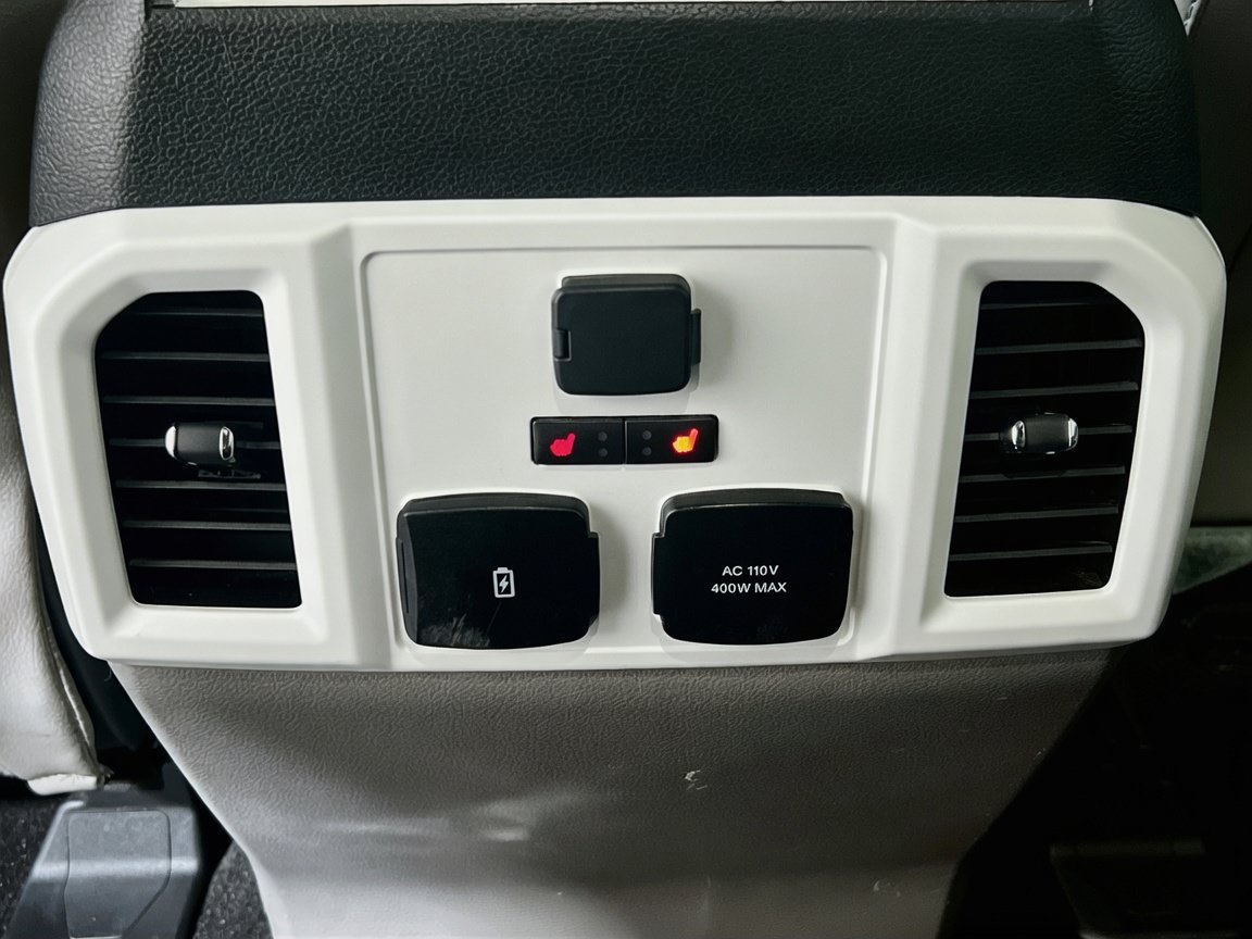 Used 2020 Ford F150 Lariat w/ Equipment Group 502A Luxury AWD/4WD image 19