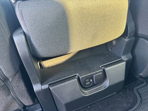 Used 2021 Ford F150 XLT w/ Equipment Group 302A High image 17