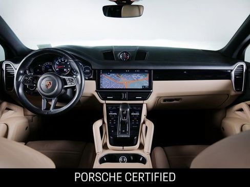 Used 2019 Porsche Cayenne image 12