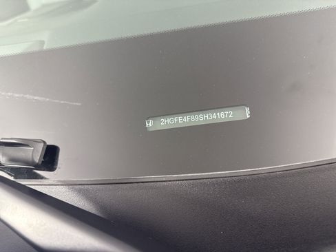 Certified 2025 Honda Civic Sport Touring image 12