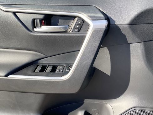 Certified 2025 Toyota RAV4 XLE Premium image 20