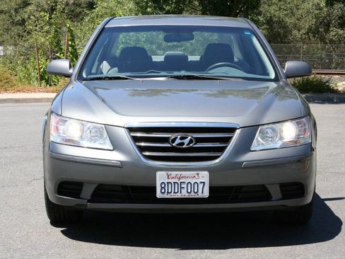 Used 2009 Hyundai Sonata GLS FWD image 3