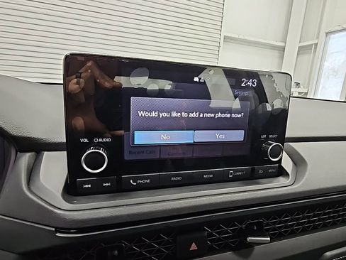 Used 2025 Honda Accord SE image 15