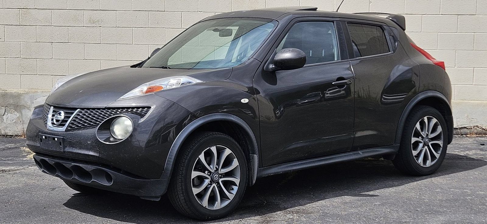 Used 2013 Nissan Juke SV w/ Sport Pkg AWD/4WD image 1