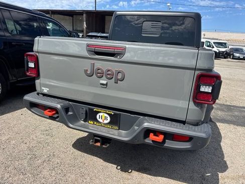 Used 2022 Jeep Gladiator Mojave w/ LED Lighting Group AWD/4WD image 6