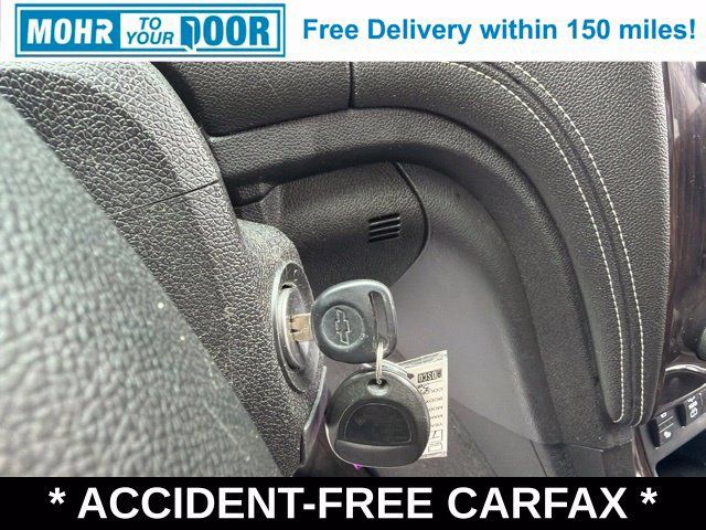 Used 2017 Chevrolet Traverse LT w/ Style and Technology Package FWD image 19