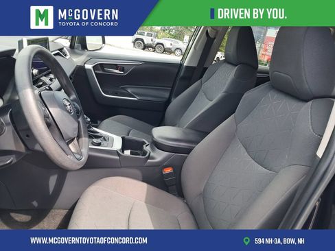 Used 2023 Toyota RAV4 XLE w/ Convenience Package AWD/4WD image 13
