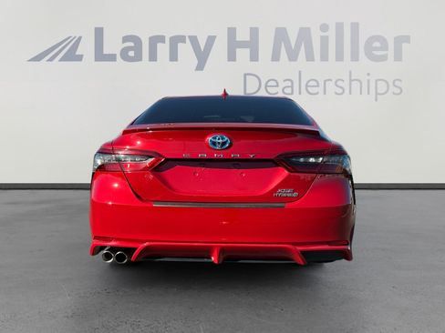 Used 2024 Toyota Camry XSE image 4