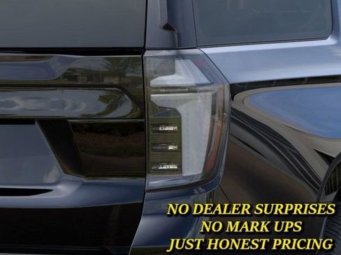 New 2026 Chevrolet Suburban High Country image 11