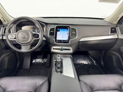 Used 2018 Volvo XC90 T8 Momentum w/ Convenience Package image 12