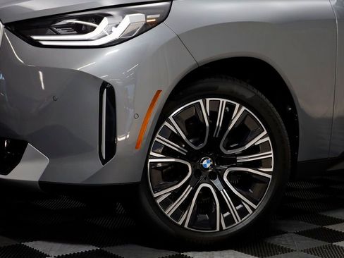 New 2026 BMW X3 xDrive30 w/ Premium Package AWD/4WD image 3