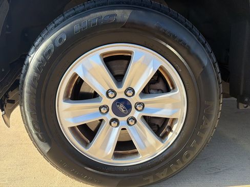 Used 2016 Ford F150 XLT image 23