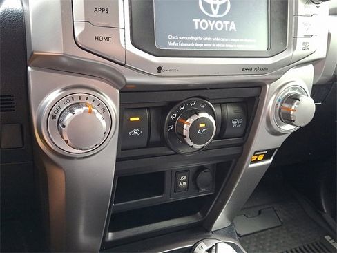 Certified 2019 Toyota 4Runner SR5 image 15