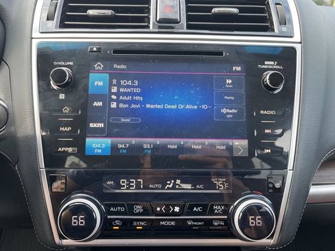 Used 2019 Subaru Outback 2.5i Touring image 16