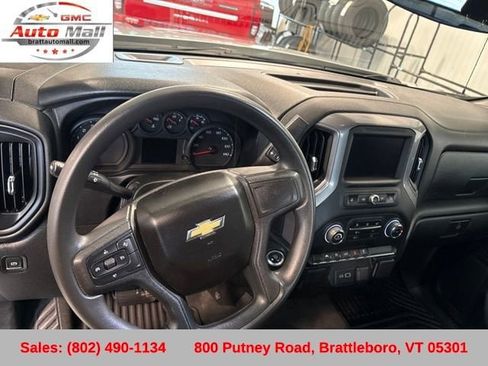 Used 2022 Chevrolet Silverado 1500 Custom AWD/4WD image 13