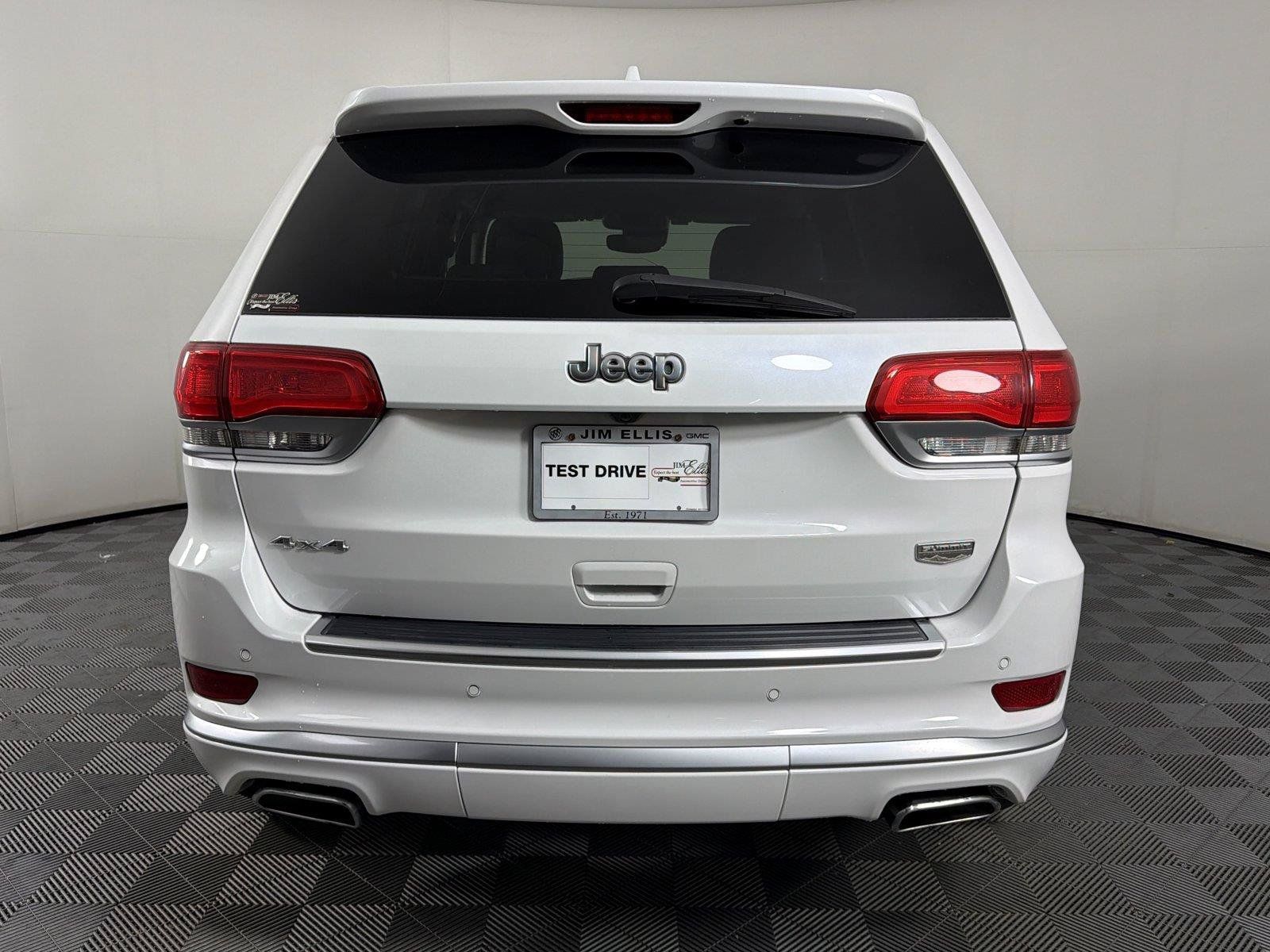 Used 2019 Jeep Grand Cherokee Summit AWD/4WD image 5