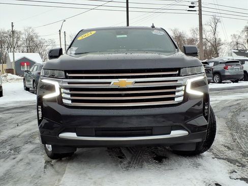 Certified 2024 Chevrolet Tahoe High Country w/ Advanced Technology Package image 2