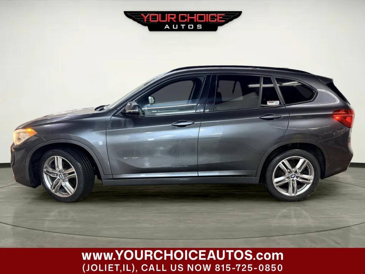 Used 2017 BMW X1 xDrive28i AWD/4WD image 2