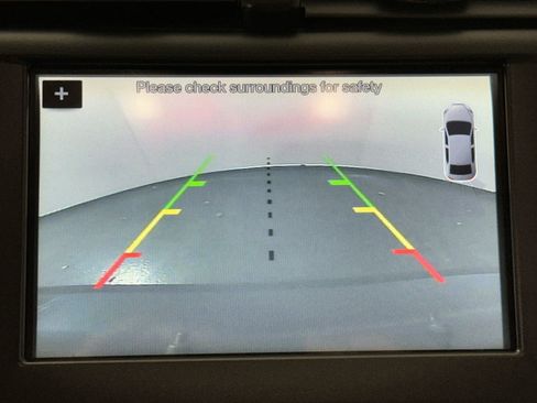 Used 2017 Ford Fusion SE w/ Fusion SE Technology Package image 21