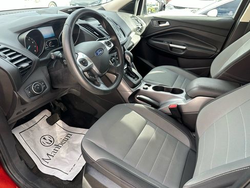 Used 2016 Ford Escape SE image 11