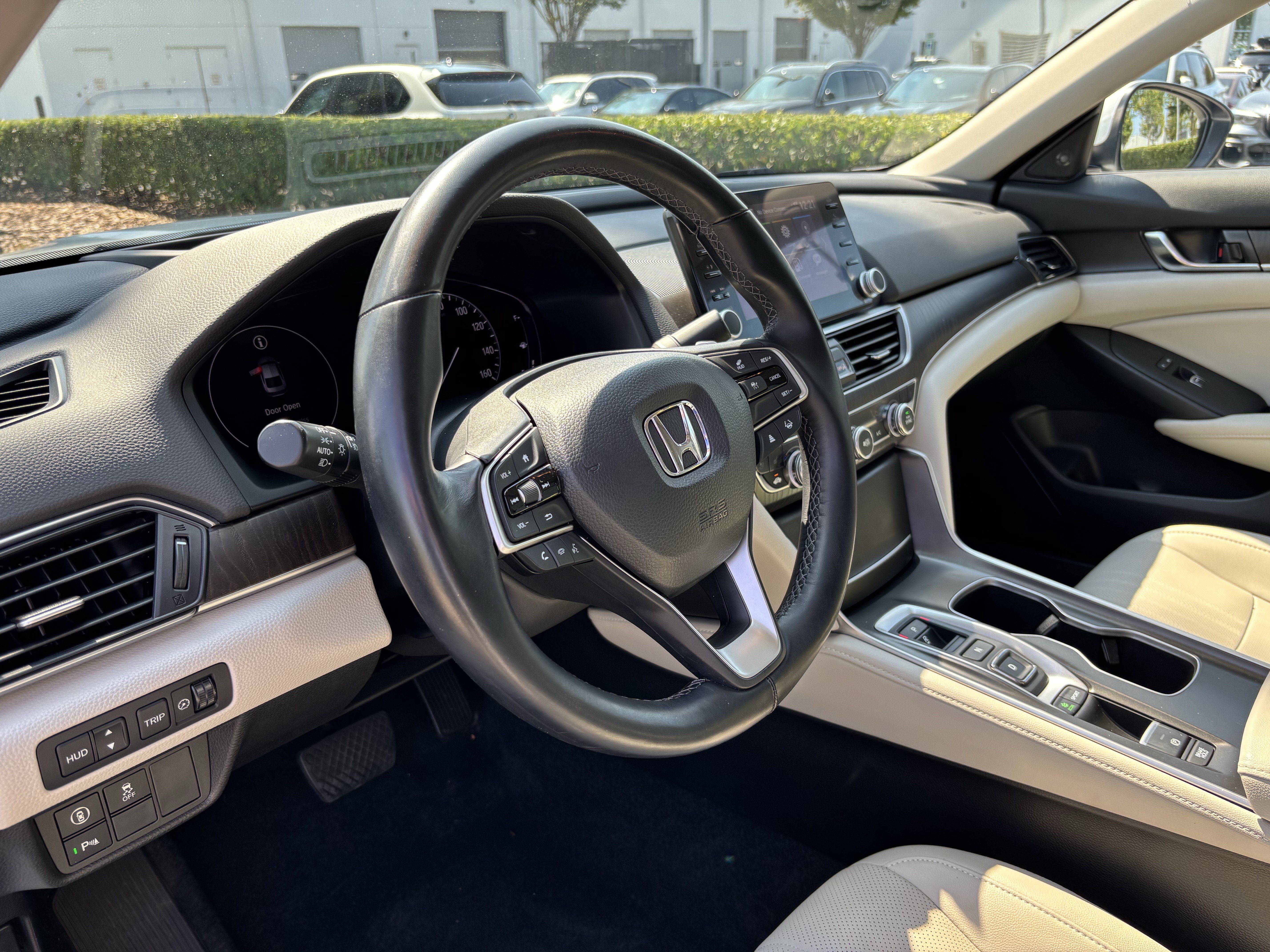 Used 2021 Honda Accord Touring image 17