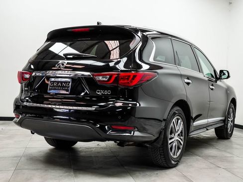 Used 2020 INFINITI QX60 Luxe w/ Essential Package image 12
