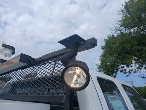 Used 2011 Ford F250 XL image 44