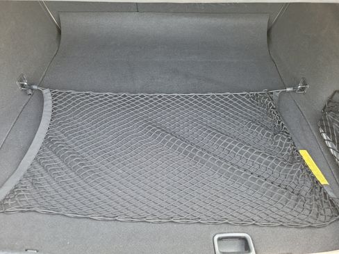 Used 2025 Genesis G70 2.5T RWD image 25