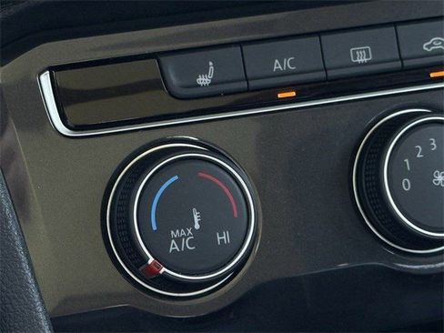 Certified 2024 Volkswagen Tiguan Wolfsburg Edition FWD image 20