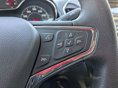 Used 2017 Chevrolet Cruze LT w/ Convenience Package image 20