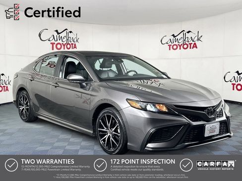 Used 2024 Toyota Camry SE image 1
