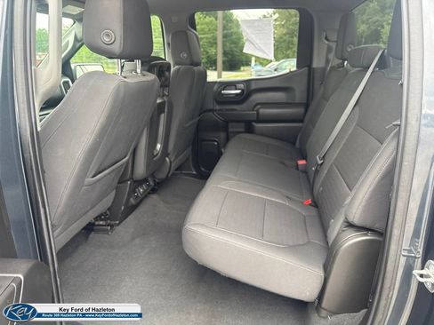 Used 2021 Chevrolet Silverado 1500 LT AWD/4WD image 39