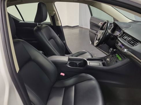 Used 2014 Lexus CT 200h FWD image 20