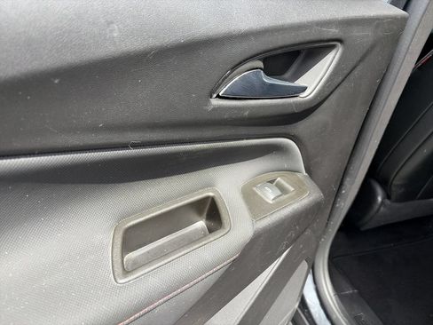 Used 2023 Chevrolet Equinox RS w/ RS Leather Package FWD image 27