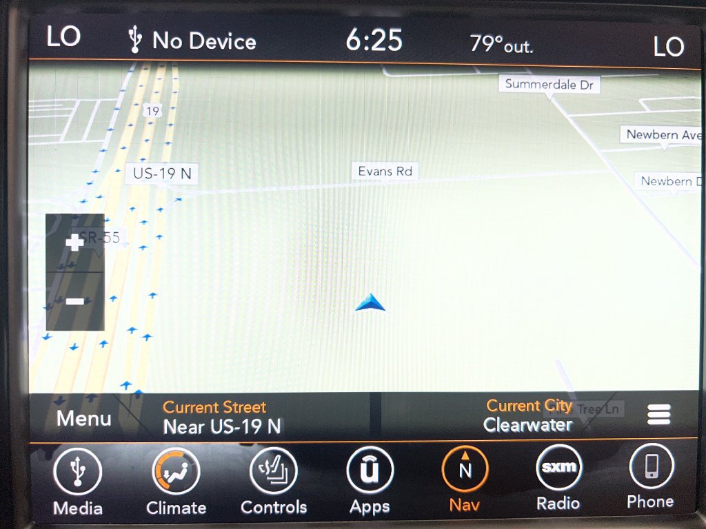 Used 2018 Jeep Grand Cherokee Altitude AWD/4WD image 19