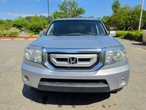 Used 2010 Honda Pilot EX image 1