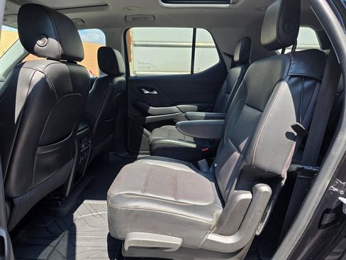Used 2018 Chevrolet Traverse Premier w/ Redline Edition AWD/4WD image 34