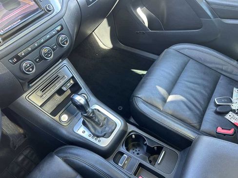 Used 2016 Volkswagen Tiguan SEL image 14