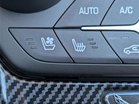 Used 2014 Chevrolet Corvette Stingray Convertible w/ 2LT Preferred Equipment Group image 23