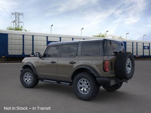 New 2025 Ford Bronco Badlands image 4